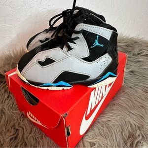 Nike Air Jordan True Flight’s